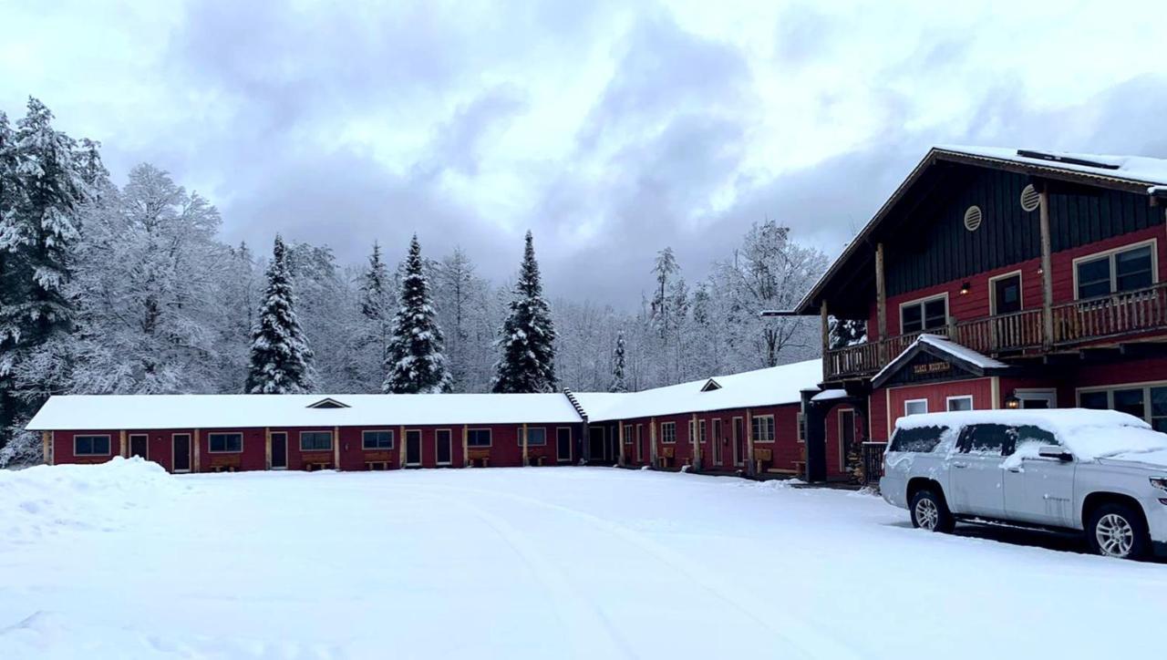 North Creek At Gore Mountain Motel 4*